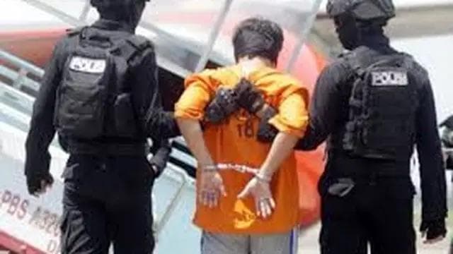 Densus 88 Tangkap 8 Teroris di Sumbar