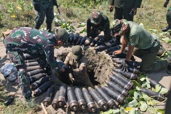 Warga Berlarian ke Lokasi Peledakan Amunisi di Garut, Gegara Keinginan Memungut Serpihan!