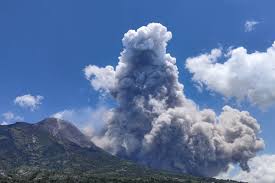 Gunung Marapi Kembali Erupsi, Abu Vulkanik Capai 500 Meter