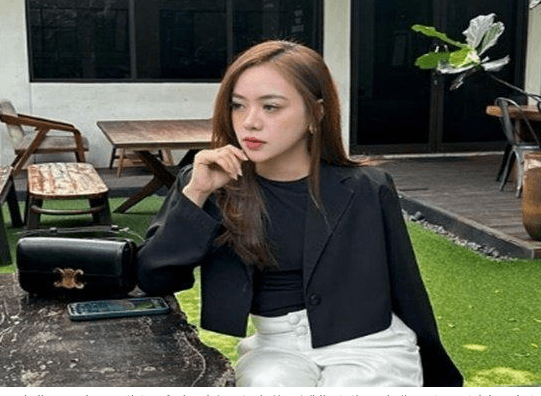 Selebgram Anastasia Noor Widiastuti Pergoki Mantan Suami Open BO