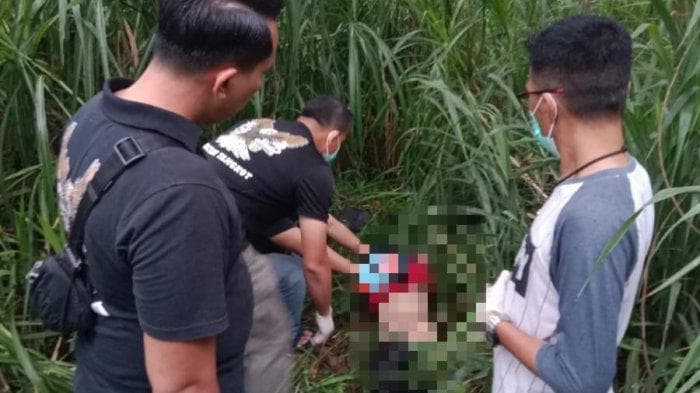 Ngatai Temen Kerja Hitam Wanita Ini Tewas Setengah Telanjang